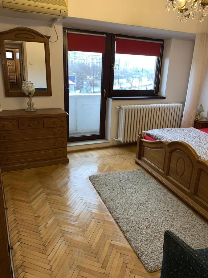Uniriicc * Bucarest